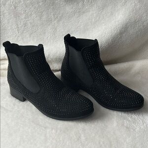 Italian by summer rio Elegant Black Studded Ankle Boots